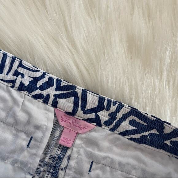 Lilly Pulitzer Adie Indigo Home Slice Printed Navy Shorts 2 - Picture 5 of 8